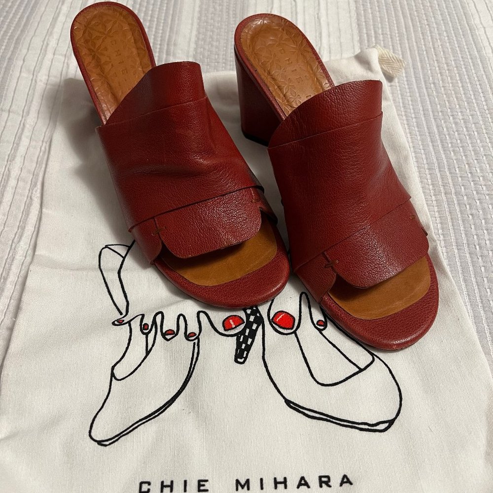 Chie Mihara Open Toe Leather Mules